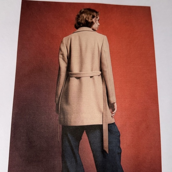 H&M COAT, SHORT, BELTED, SIZE LARGE - Picture 6 of 9